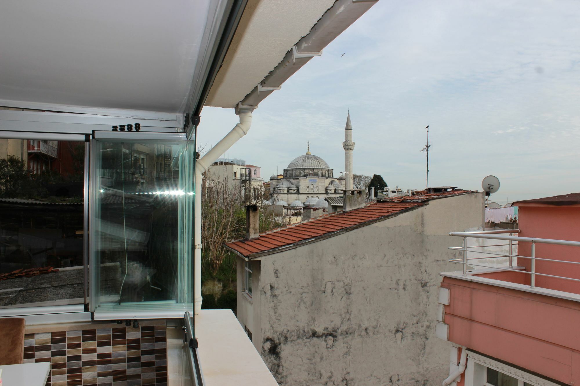 Carvan Hotel Istanbul Bagian luar foto